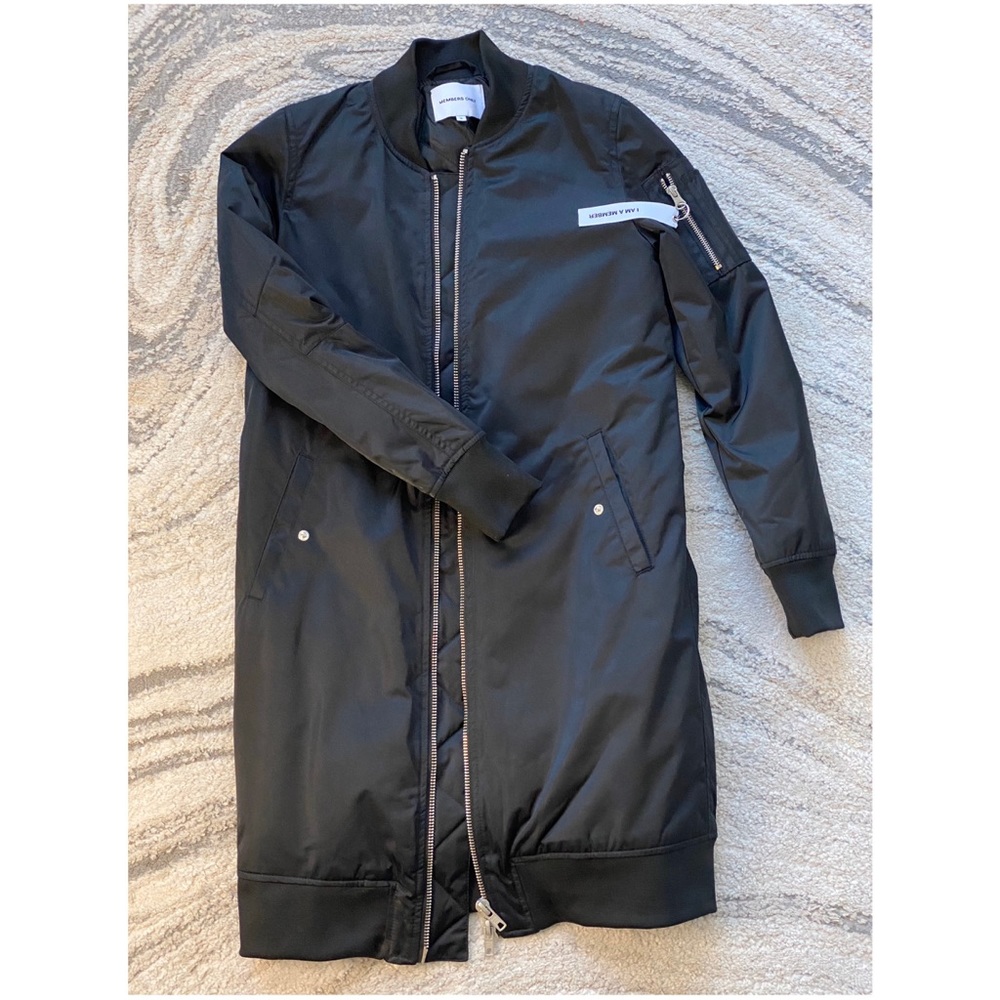 Members only long jacket 🖤